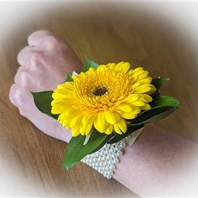 fwthumbWrist Corsage Yellow Germini Daisy.jpg